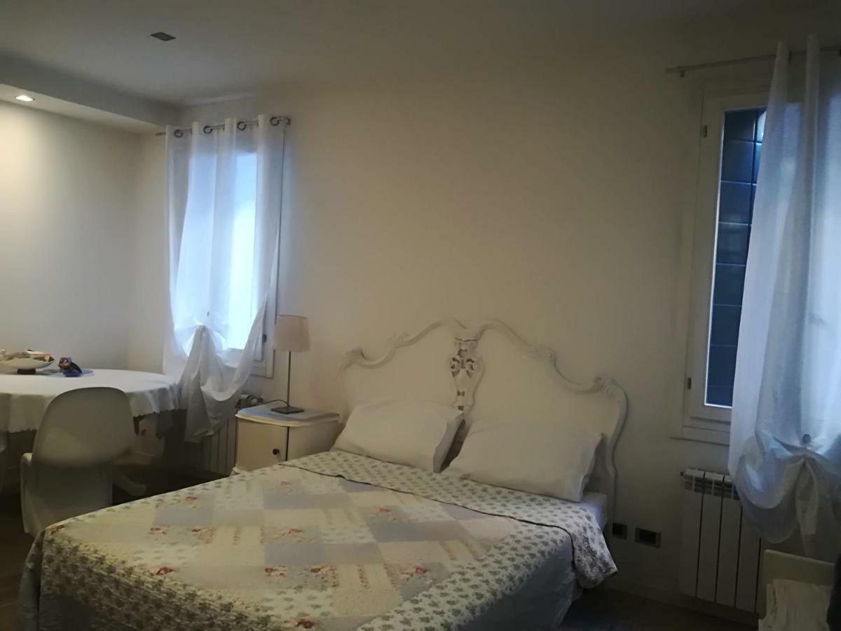 Casettaveneziana02704 Appartement Buitenkant foto