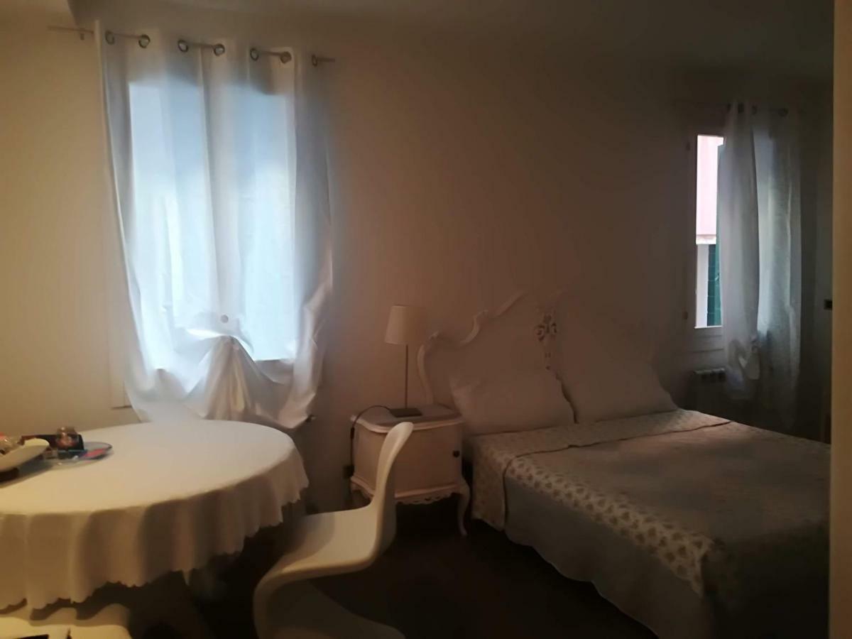 Casettaveneziana02704 Appartement Buitenkant foto